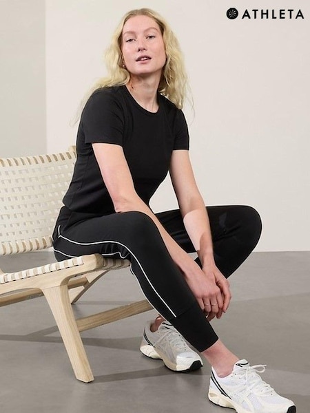 Athleta Black Essential T-Shirt (B93272) | €15.50