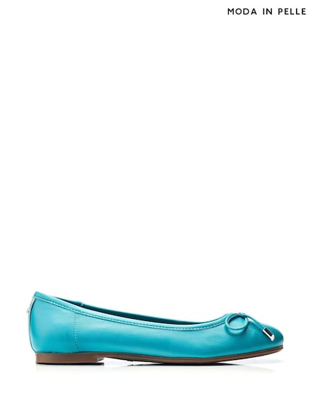 Moda in Pelle Blue Feebie Clean Round Toe Ballerinas (B93458) | AED230