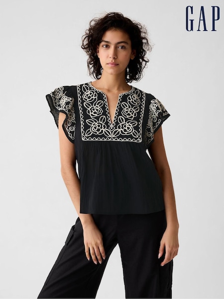 Gap Black Crinkle Gauze Embroidered Cropped Shirt (B93760) | €19.50