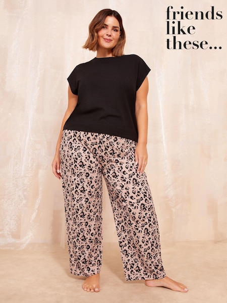 Curves Like These Printed Shorts Sleeve Pyjamas (B94022) | 116 LEI