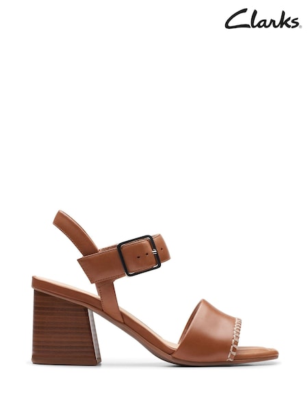Clarks Leather Siara65 Buckle Sandals (B94193) | €26