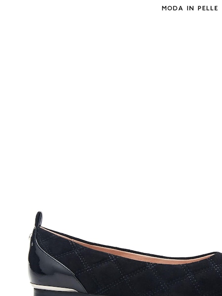 črna - Moda in Pelle Edessa Pointed Toe Chain Trim Ballerinas (B94204) | € 81