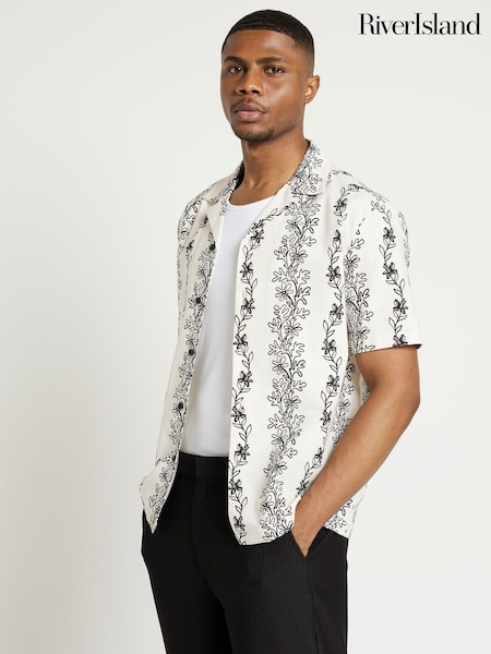 River Island Cream Short Sleeve Vine Floral Print 100% Cotton Shirt (B95896) | AED102