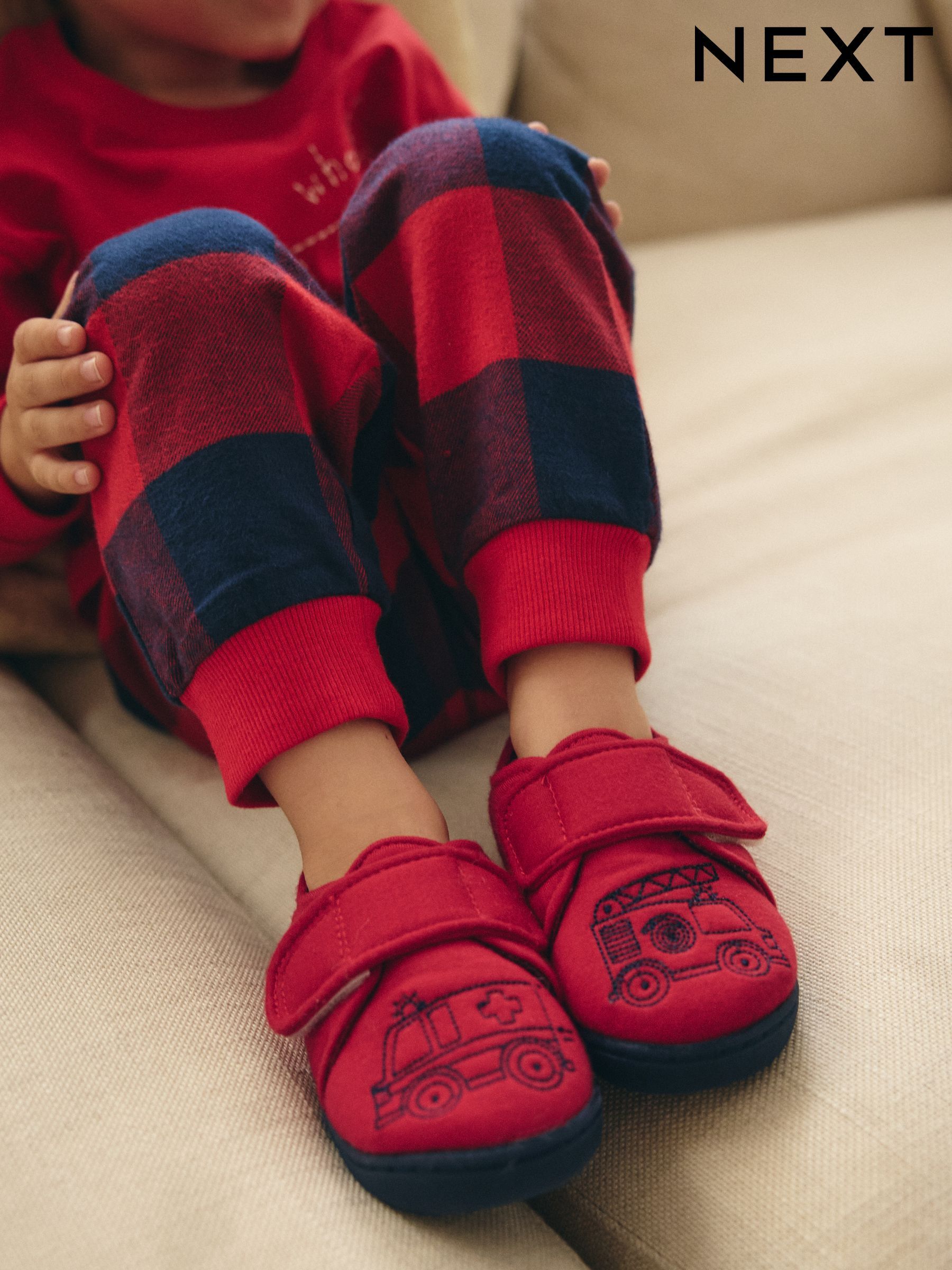 Newborn red shoes hot sale