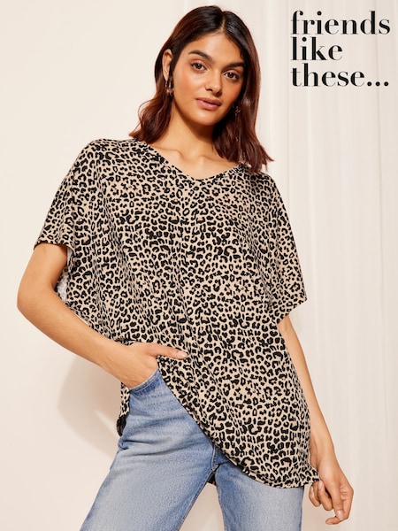 Friends Like These Short Sleeve V Neck Tunic Top (B97602) | 17 €