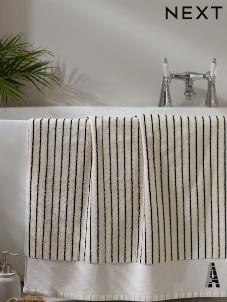Monogram Towels With 100% Cotton (B98117) | 16 €