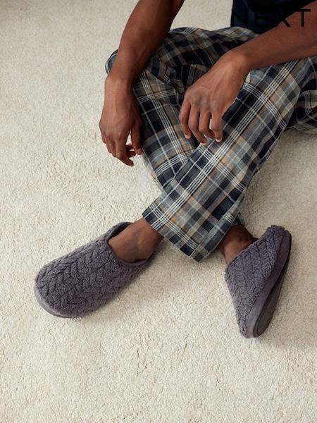 Grey Textured Fleece Slippers (B99752) | €9
