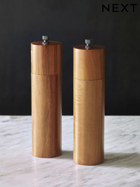 Set of 2 Wood Bronx Filled Salt and Pepper Grinders (C02448) | €33