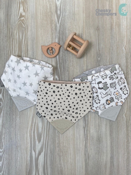 Animals & Clouds - Cheeky Chompers Baby Teething Dribble 100% Cotton Bibs 3 Pack (C06340) | 45 €