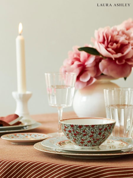 Laura Ashley Green Set of 4 Stockbridge Bowls (C21733) | €49