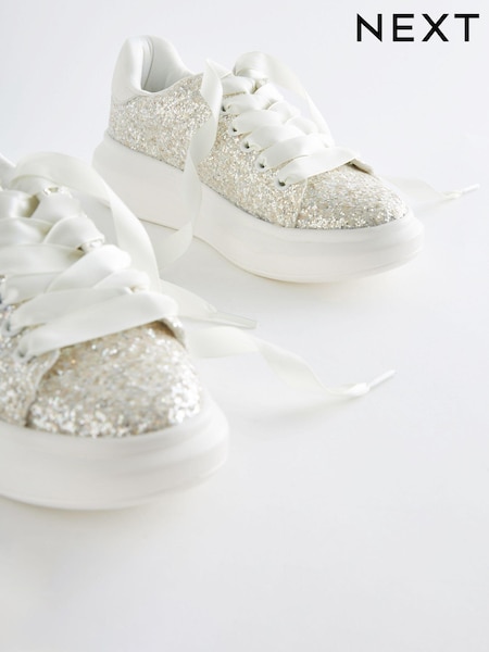 لميع لون كريمي عاجي - Lace Up Chunky Sole Trainers (C26286) | ‏127 د.إ.‏ - ‏ 163‏ د.إ.