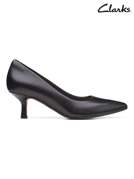 Clarks Black Standard Fit (F) Violet55 Rae Wide Fit Shoes (C28242) | €46