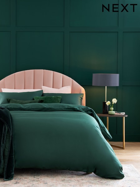 Bottle Green 400 Thread Count 100% Egyptian Cotton Sateen Luxury Duvet Cover and Pillowcase Set (C29245) | €66 - €108