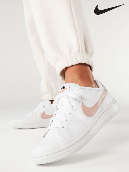 Valkoinen/Vaaleanpunainen - Nike Court Legacy Trainers (C2J293) | €102