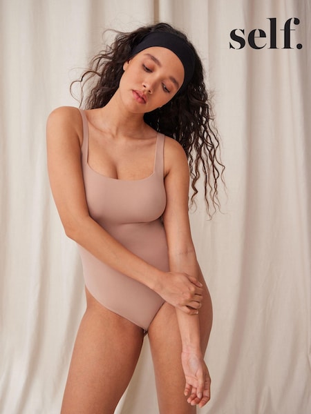 self. Natural Smoothing Comfort Square Neck Sleeveless Body (C37495) | €7