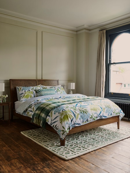 Nina Campbell Brown Tedworth Bed (C39336) | €1,008 - €1,071