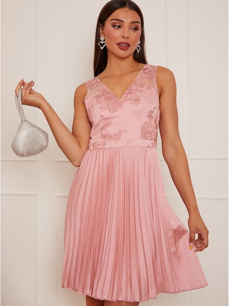 Chi Chi London Embroidered Lace Pleated Midi Dress (C54705) | €32