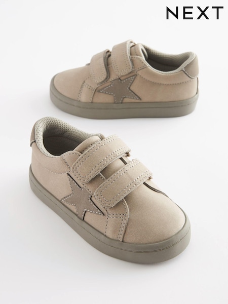 Neutral Standard Fit (F) Star Touch Fastening Trainers (C56500) | €10 - €12