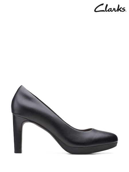 črna - Clarks Leather Ambyr Joy Shoes (C61832) | € 86