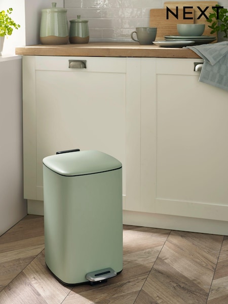 Sage Green 20L Soft Close Pedal Bin (C66579) | OMR24