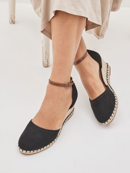 Black - Forever Comfort® Closed Toe Wedges (C69058) | ‏12 ر.ع.‏