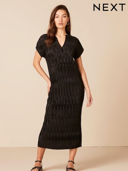 Black Short Sleeve Plisse Midi Dress (C71367) | €30