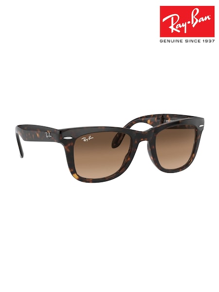 Ray-Ban Folding Wayfarer Sunglasses (C77976) | €209