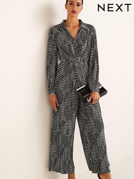 Black/White Geo Print Long Sleeve Plissé Jumpsuit (C79675) | €18