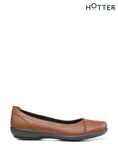 Hotter Tan Brown Wide Fit Robyn II Slip-On Leather Shoes (C84493) | €106