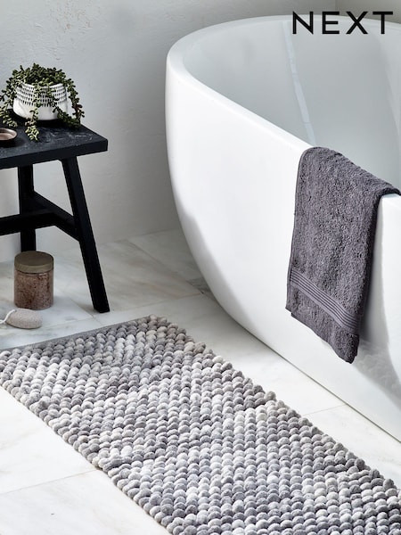 Giant Bobble Mat (C88837) | 27 €