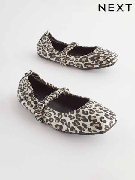 Animal Print - Stretch Square Toe Mary Jane Shoes (C98747) | 6 € - 8 €