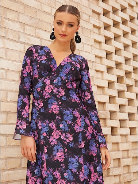 Chi Chi London Natural Long Sleeve V-Neck Floral Midi Dress (C99973) | €31