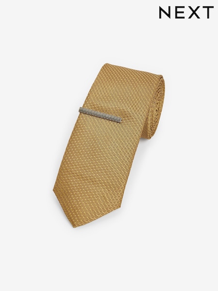 Mustard Yellow Slim Textured Tie And Clip Set (D07237) | 34 QAR