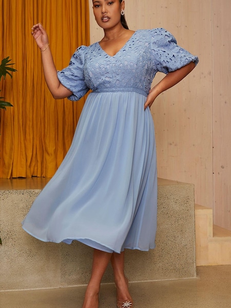 Chi Chi London Blue Curve Puff Sleeve Premium Lace Midi Dress (D07913) | €54