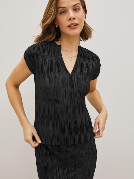 Black Co Ord Plisse Short Sleeves V-Neck Top (D10870) | €4