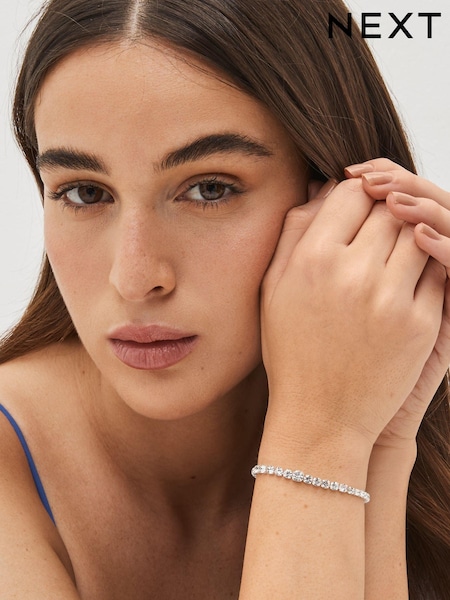 Silver Tone Graduated Sparkle Bracelet (D12970) | €13