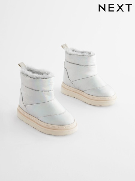 Silver Quilted Boots (D33319) | €14 - €17