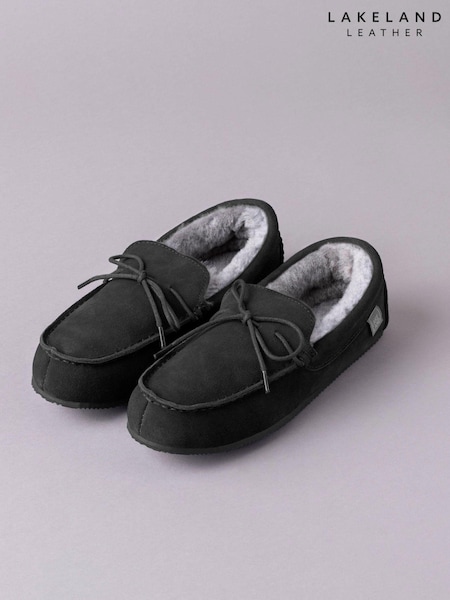 Musta - Lakeland Leather Mens Sheepskin Moccasin Slippers (D40679) | €110