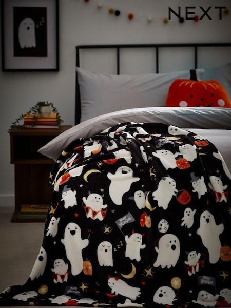 Black Halloween Throw (D43338) | €8