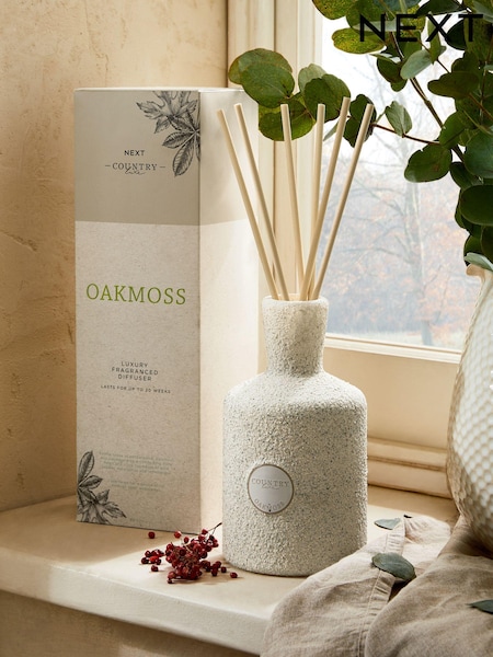 Country Luxe Oakmoss 400ml Pink Pepper and Sandalwood Fragranced Diffuser (D47015) | €45