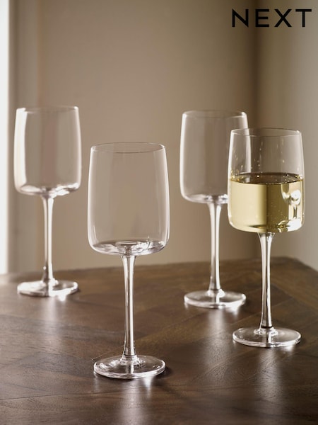 Set Of 4 Angular Wine Glasses (D51918) | €31