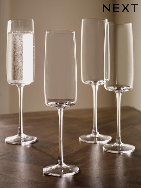 Set of 4 Clear Angular Champagne Flutes (D51919) | €28