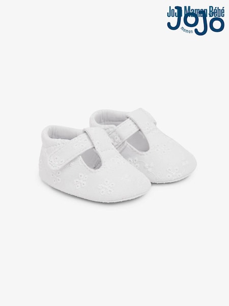 JoJo Maman Bébé White Broderie Anglaise Baby Canvas Shoes (D55332) | €19