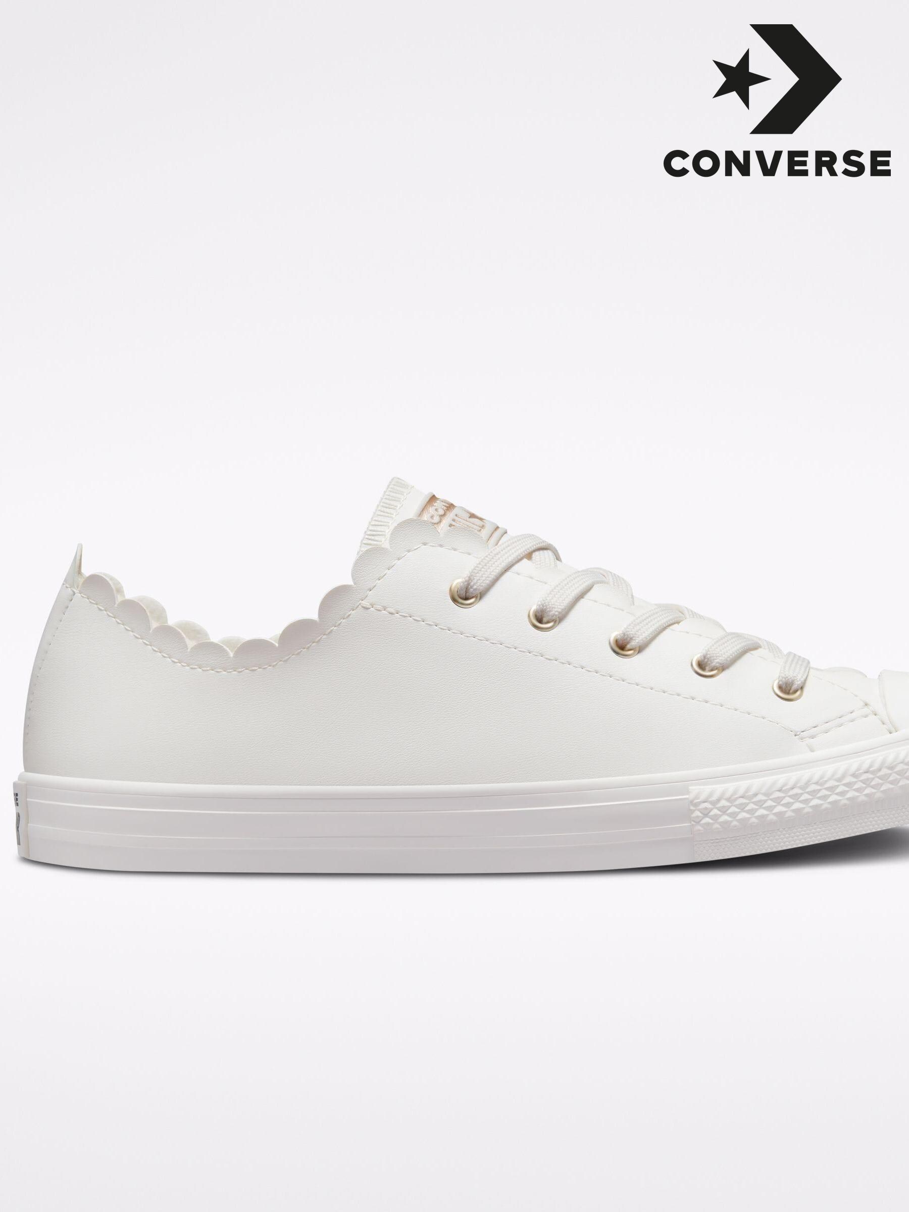 White short converse shoes top
