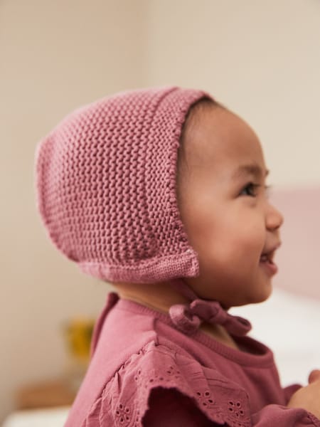 Pink Knitted Bonnet Baby Hat (0mths-2yrs) (D61062) | €2