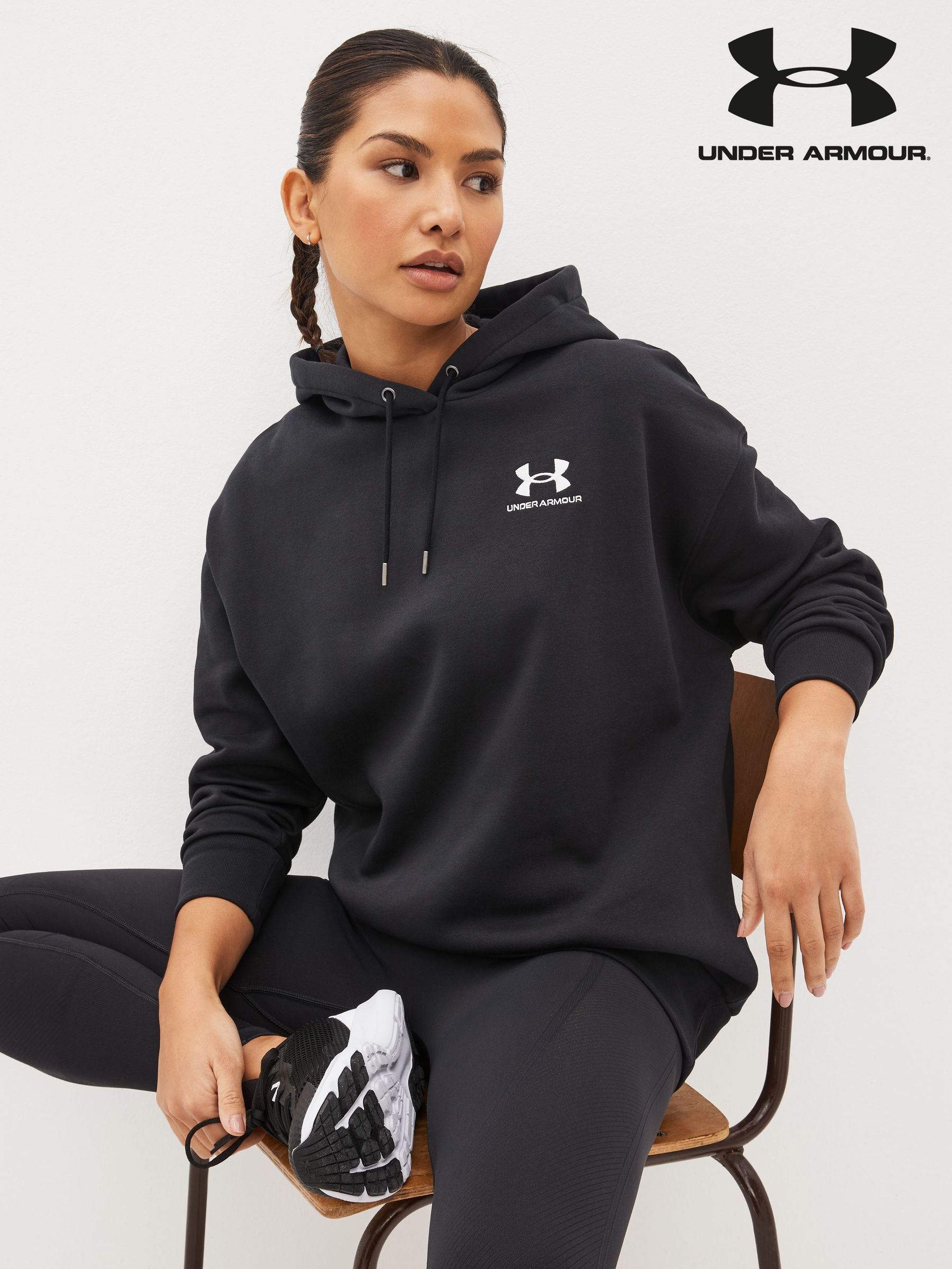 Black and grey 2024 under armour hoodie