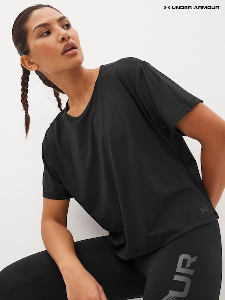 črna - Under Armour Motion Short Sleeve T-Shirt (D62233) | € 25