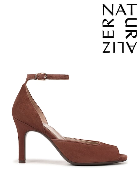 Qəhvəyi - Naturalizer Asha Geniş Fit Strappy Sandalları