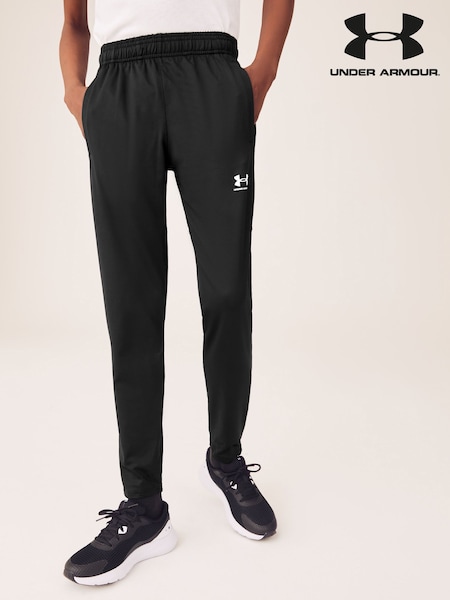 Preto - Under Armour Challenger Joggers (D64335) | R$ 345