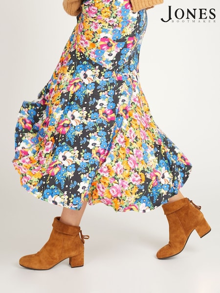 Jones Bootmaker Lylah Heeled Suede Ankle Boots (D64617) | $210